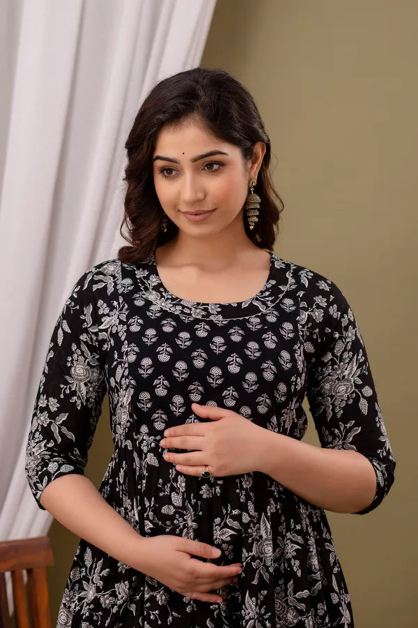 New Exclusive Cotton Cambric Floral Printed With Zip Design Maternity Gawn