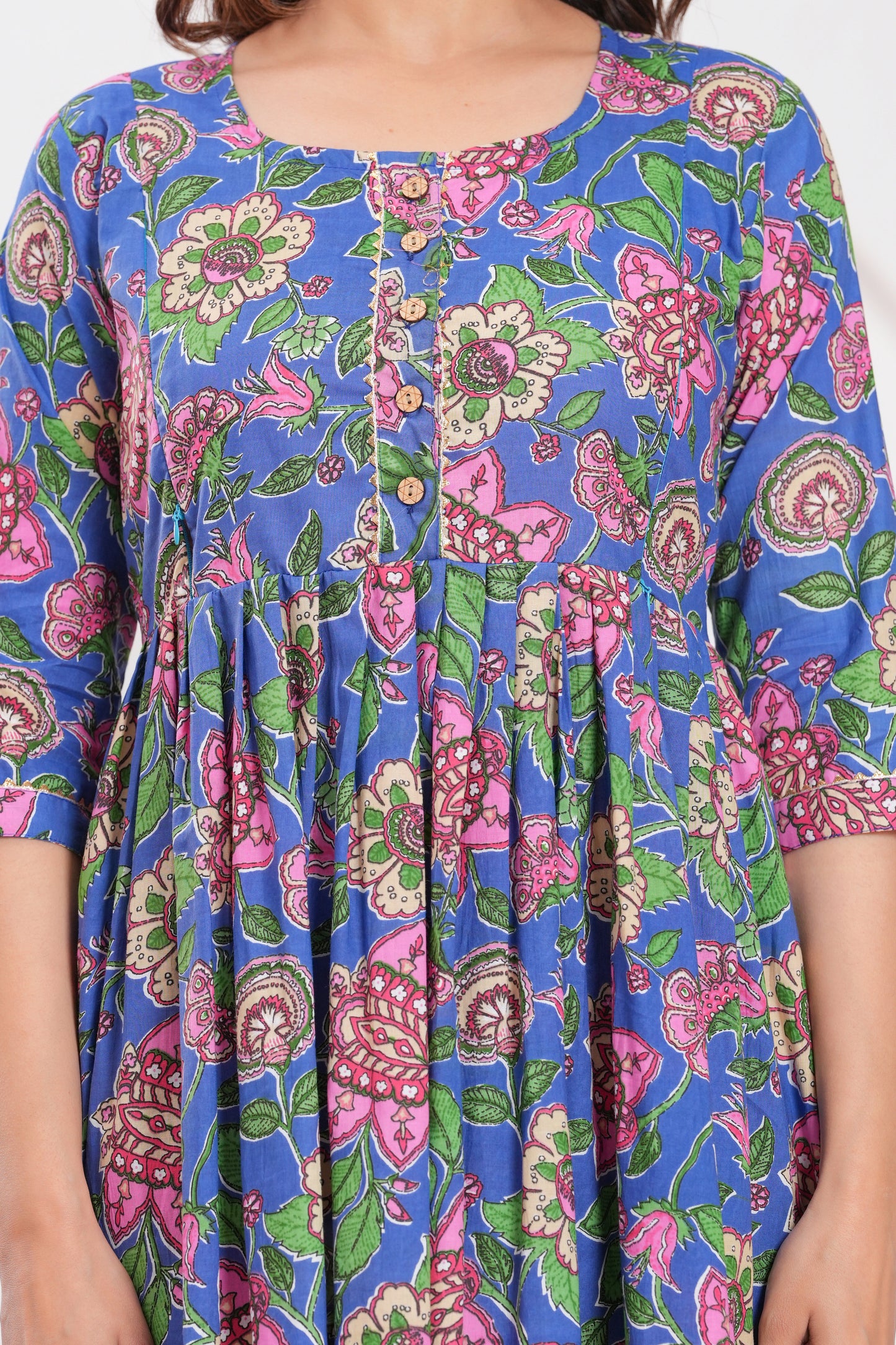 New Exclusive Cotton Cambric Floral Printed With Zip Design Maternity Gawn