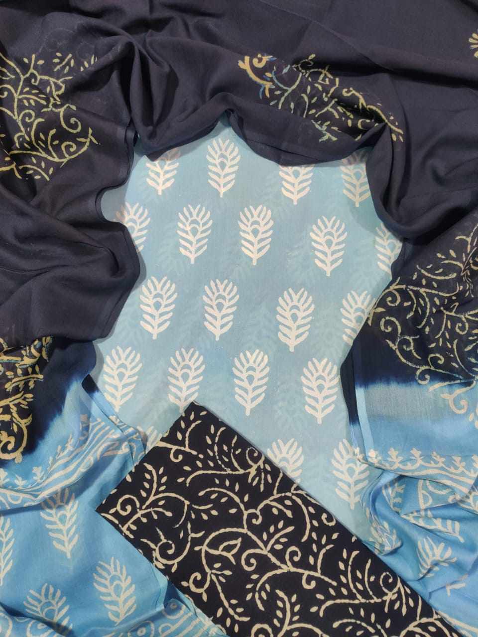 💫Hand Block Printed Cotton Suit With Cotton Dupatta