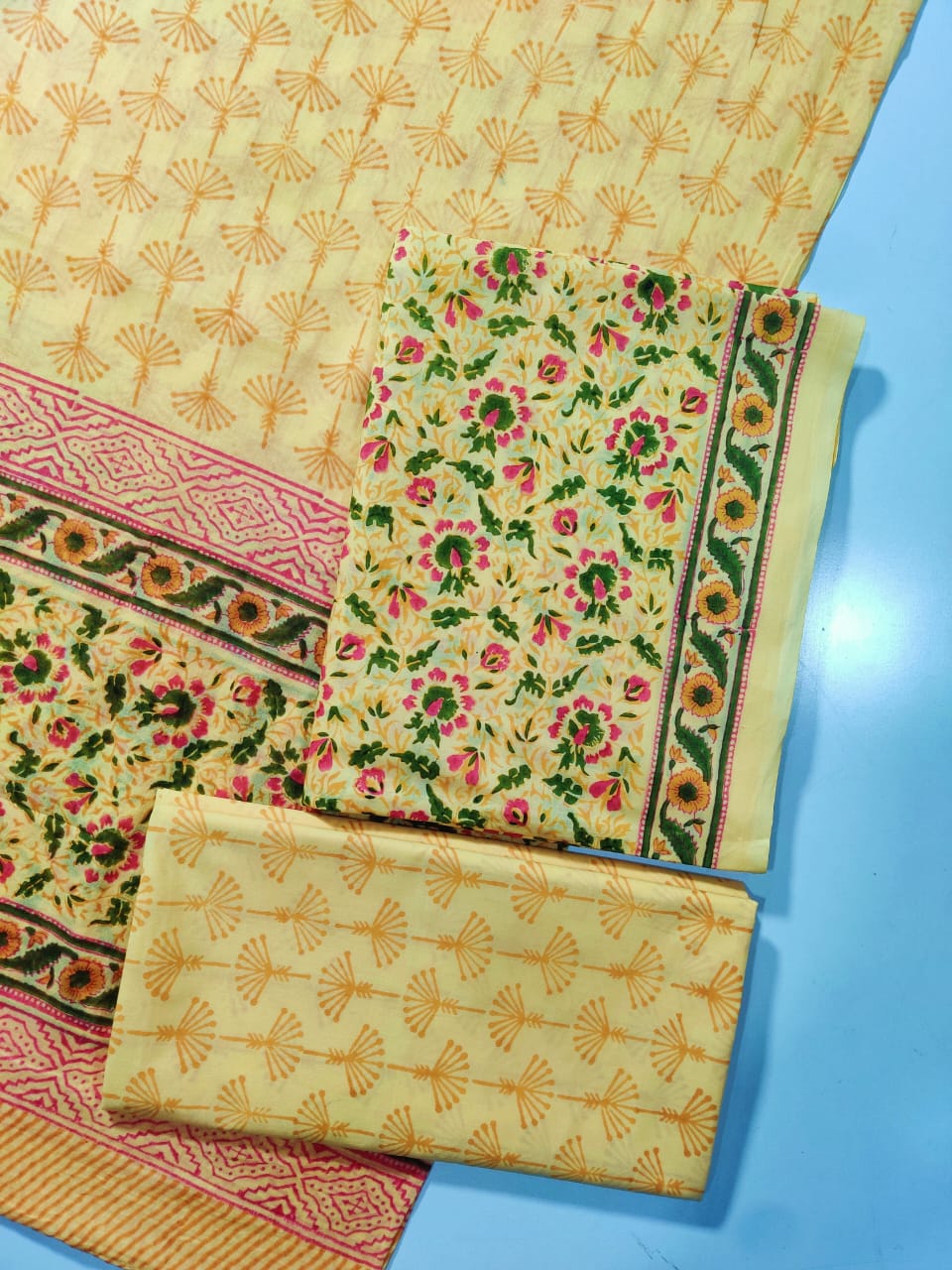 💫Hand Block Printed Cotton Suit With Cotton Dupatta