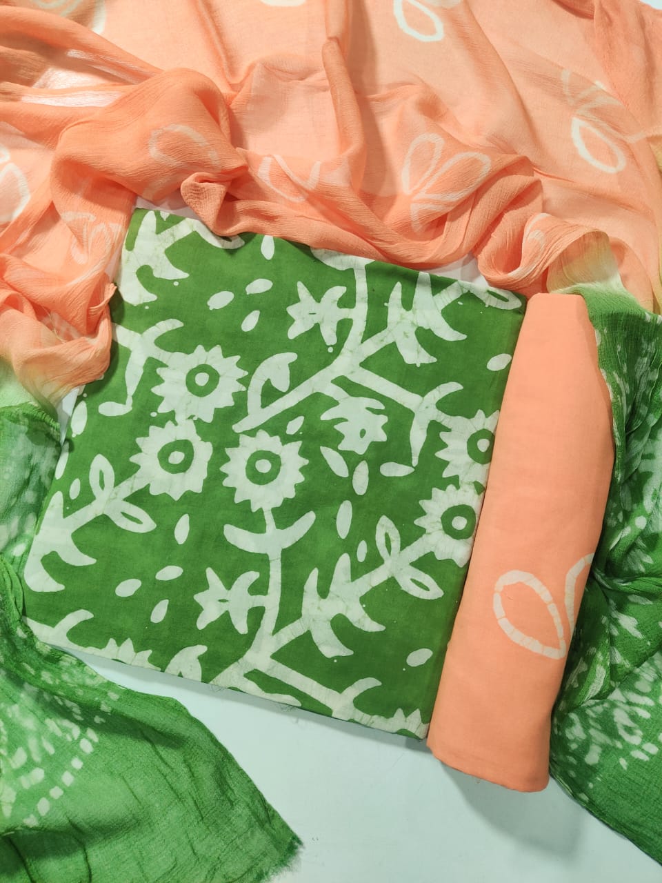 💫Pure Cotton Suit With Chiffon Dupatta