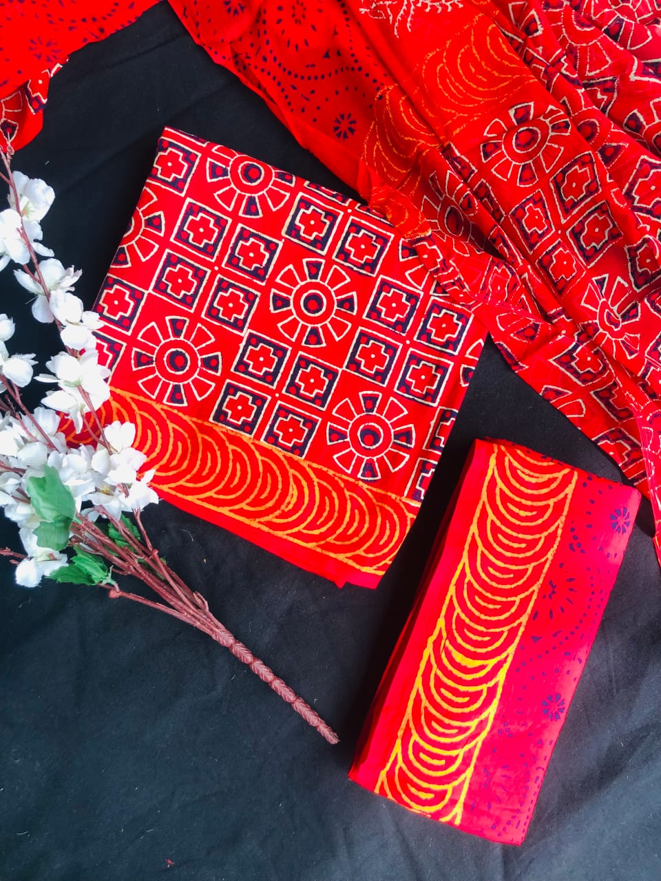 Hand Block Printed Pure Cotton Unstitched Suit With Chiffon Dupatta