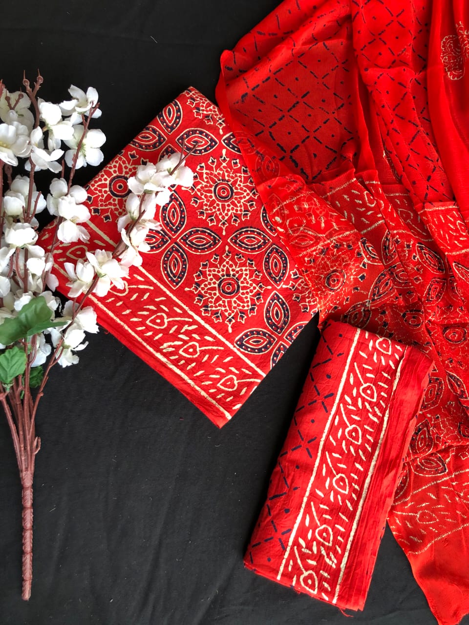 Hand Block Printed Pure Cotton Unstitched Suit With Chiffon Dupatta