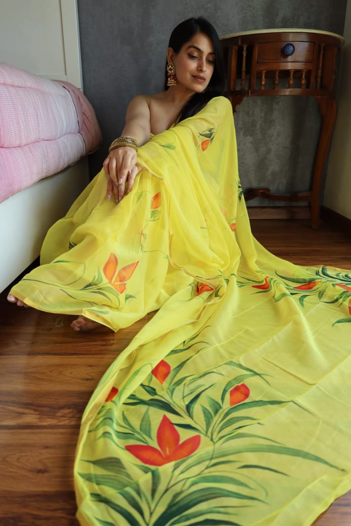 Hand Brush 🖌️ Painted Pure Chiffon Zari Border Saree (5.5 Mtr) With Unstitched Blouse Piece (80Cm)