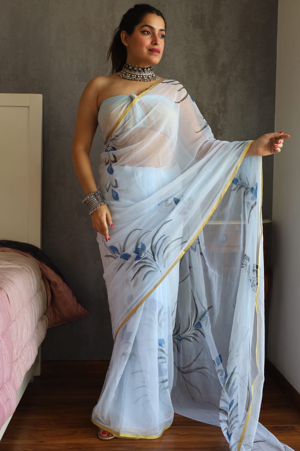 Hand Brush 🖌️ Painted Pure Chiffon Zari Border Saree (5.5 Mtr) With Unstitched Blouse Piece (80Cm)