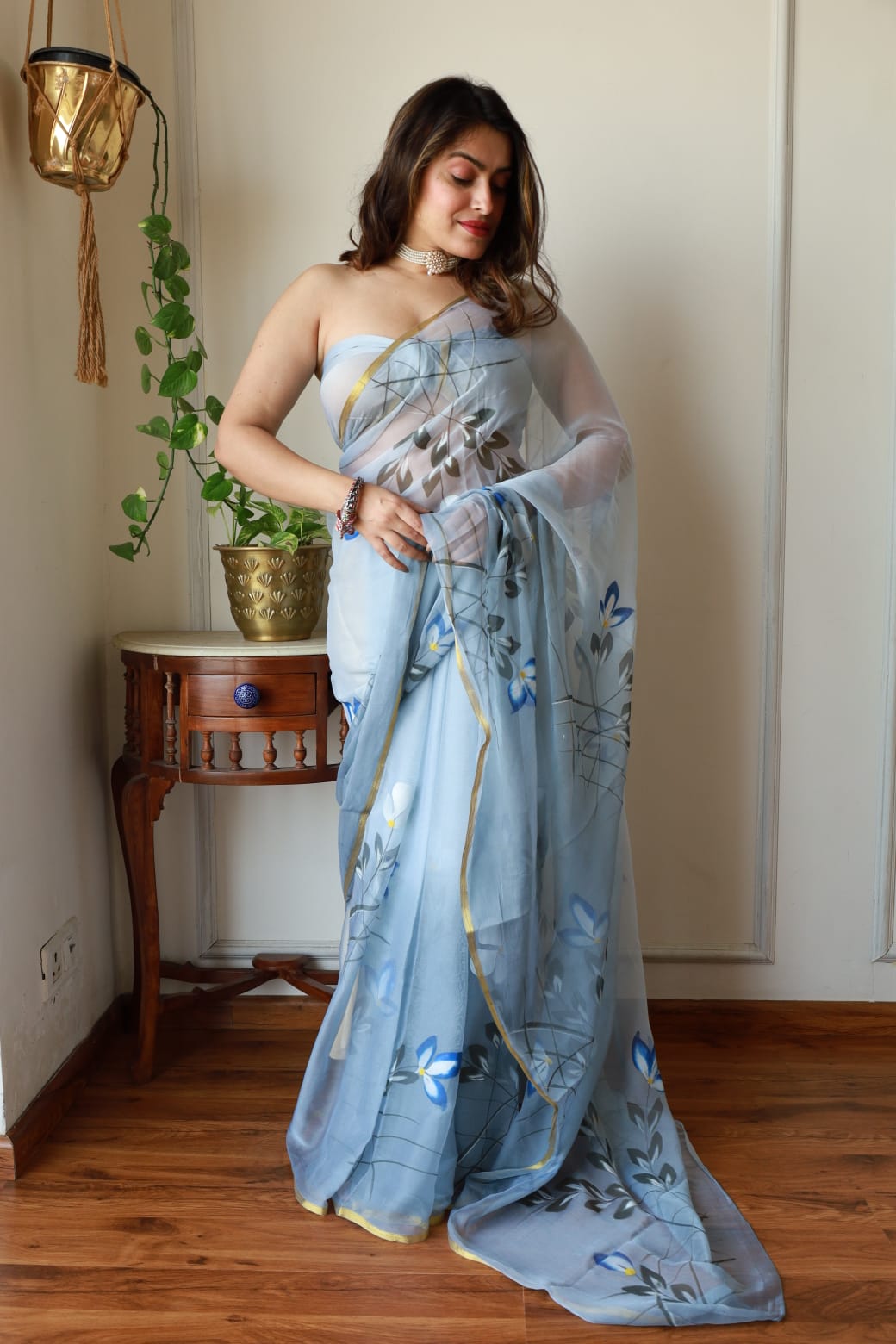 Hand Brush 🖌️ Painted Pure Chiffon Zari Border Saree (5.5 Mtr) With Unstitched Blouse Piece (80Cm)