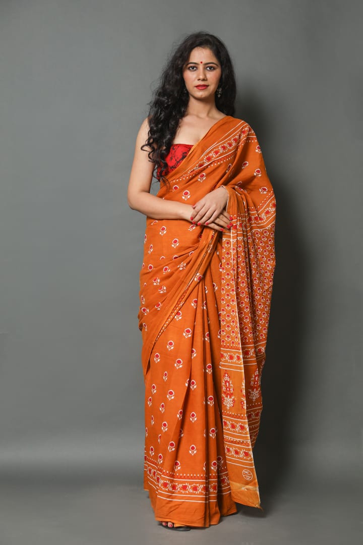 HAND PRINTED MULMUL COTTON SAREE (5.5 Mtr) WITH UNSTICHED BLOUSE PIECE (90Cm)