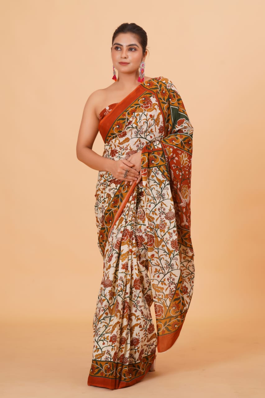 HAND PRINTED MULMUL COTTON SAREE (5.5 Mtr) WITH UNSTICHED BLOUSE PIECE (90Cm)