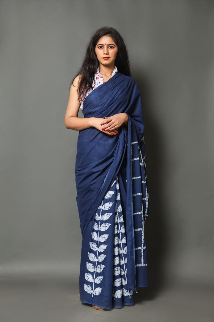 HAND PRINTED MULMUL COTTON SAREE (5.5 Mtr) WITH UNSTICHED BLOUSE PIECE (90Cm)