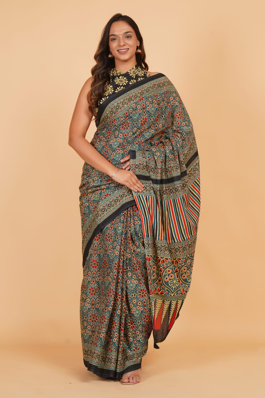 HAND PRINTED MULMUL COTTON SAREE (5.5 Mtr) WITH UNSTICHED BLOUSE PIECE (90 Cm)