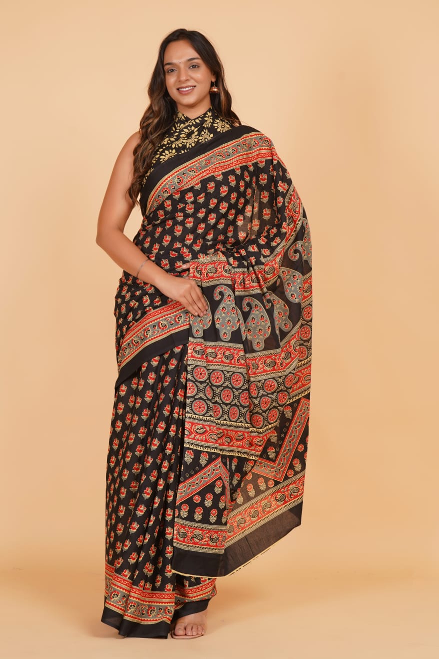 HAND PRINTED MULMUL COTTON SAREE (5.5 Mtr) WITH UNSTICHED BLOUSE PIECE (90 Cm)