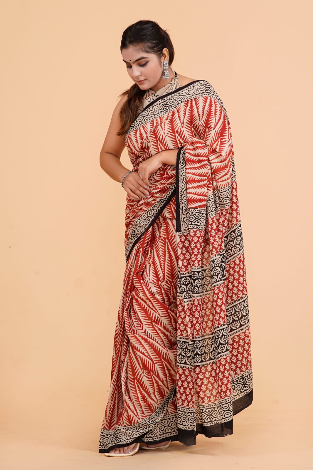 HAND BLOCK PRINTED COTTON SAREE (5.5 Mtr) WITH UNSTICHED BLOUSE PIECE (90CM)