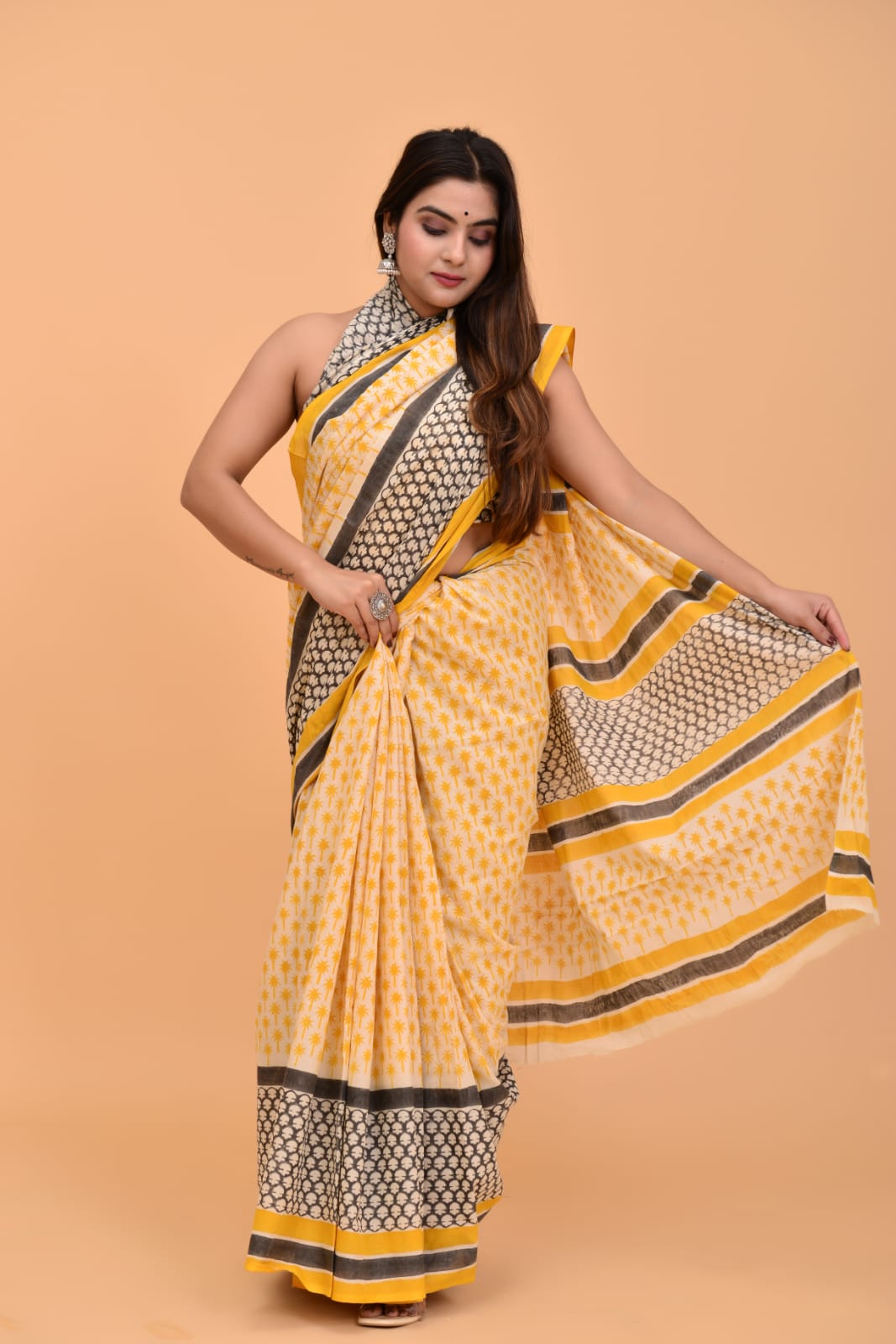 HAND BLOCK PRINTED COTTON SAREE (5.5 Mtr) WITH UNSTICHED BLOUSE PIECE (90CM)