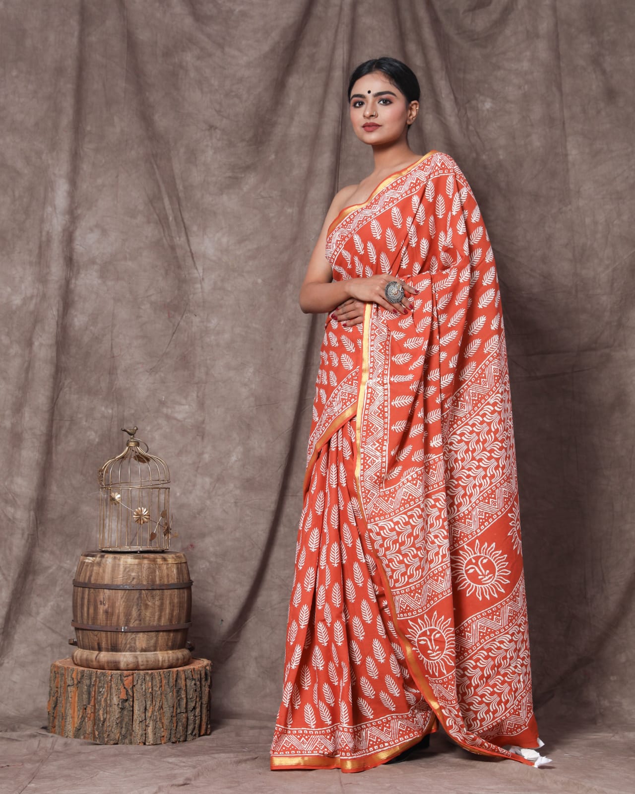 (JARI BORDER) PURE COTTON SAREE (5.5 Mtr) WITH UNSTICHED BLOUSE PIECE (90CM)