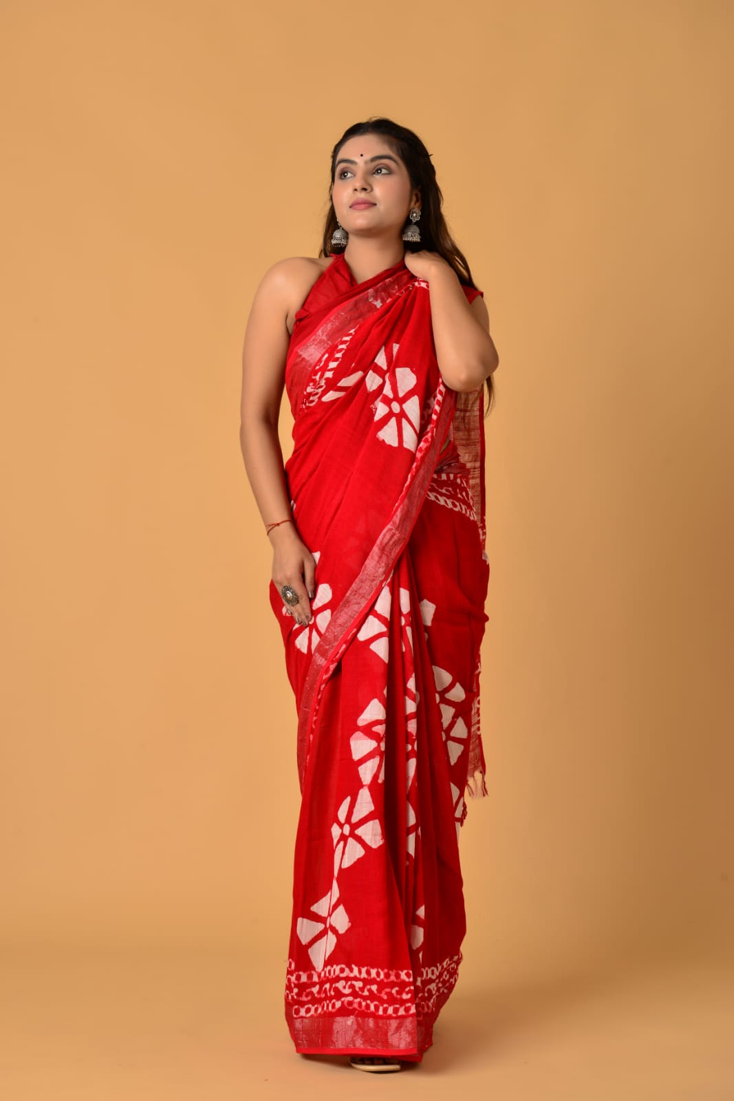 HAND BLOCK PRINTED LINEN SAREE (5.5Mtr) WITH LINEN UNSTICHED BLOUSE PIECE (90CM)