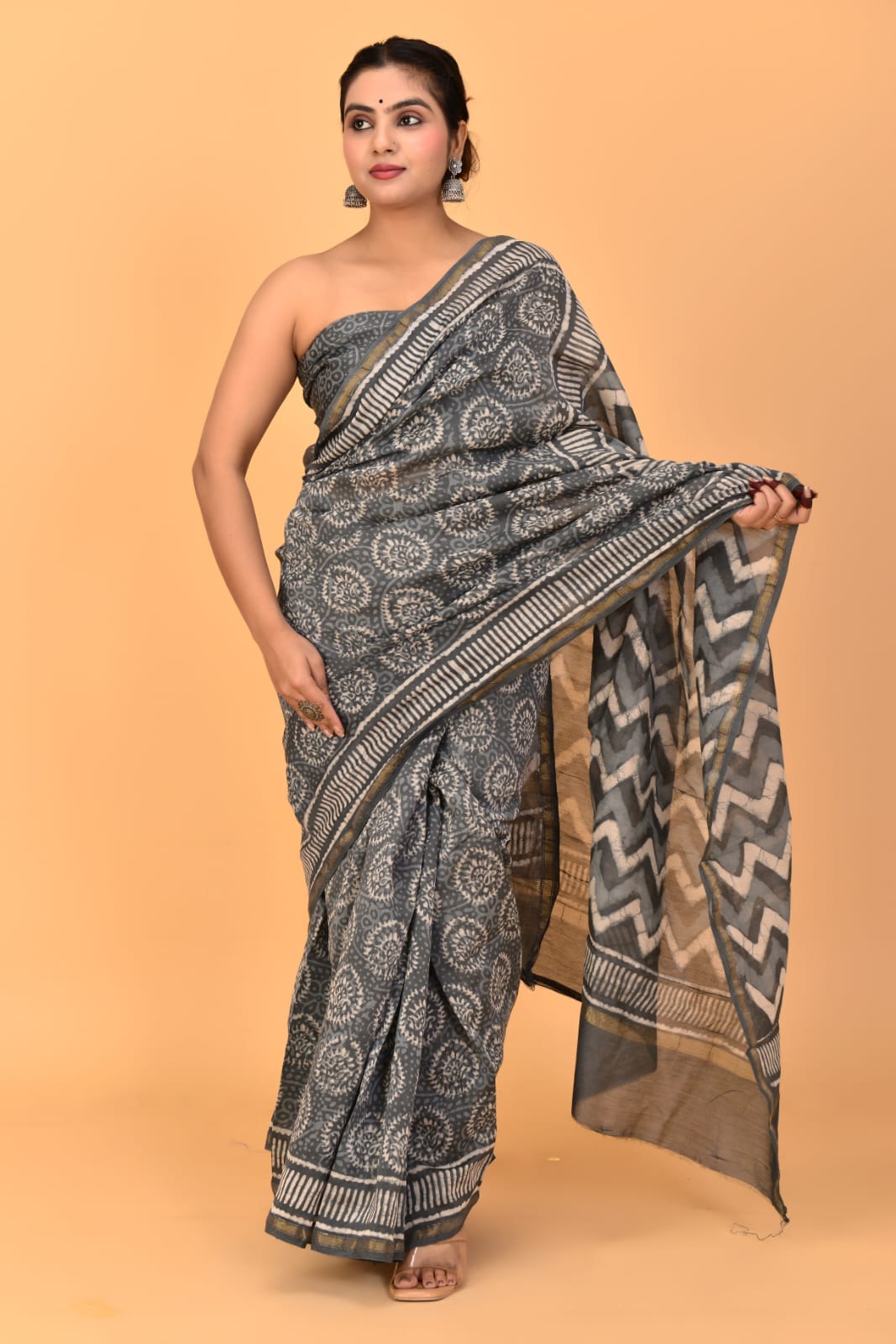 Block Printed Chanderi Silk Saree (5.5 Mtr) With Unstiched Blouse Piece (90Cm)