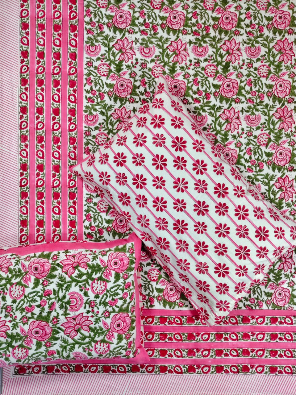 ♻️Pure Hand Block King Size Cotton Badsheet With 2 Zipped Reversable Pillow Covers