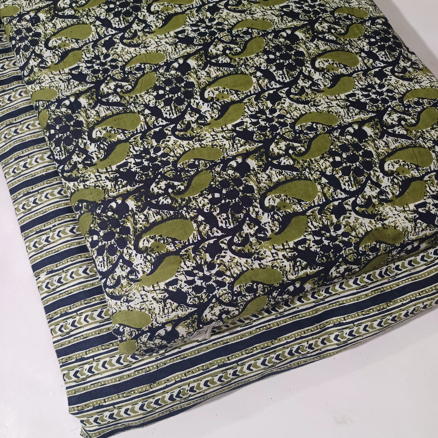 Floral Printed Pure Cotton Unstitched Top Bottom Combo Set 2.5 Mtr Top 2.5 Mtr Bottom