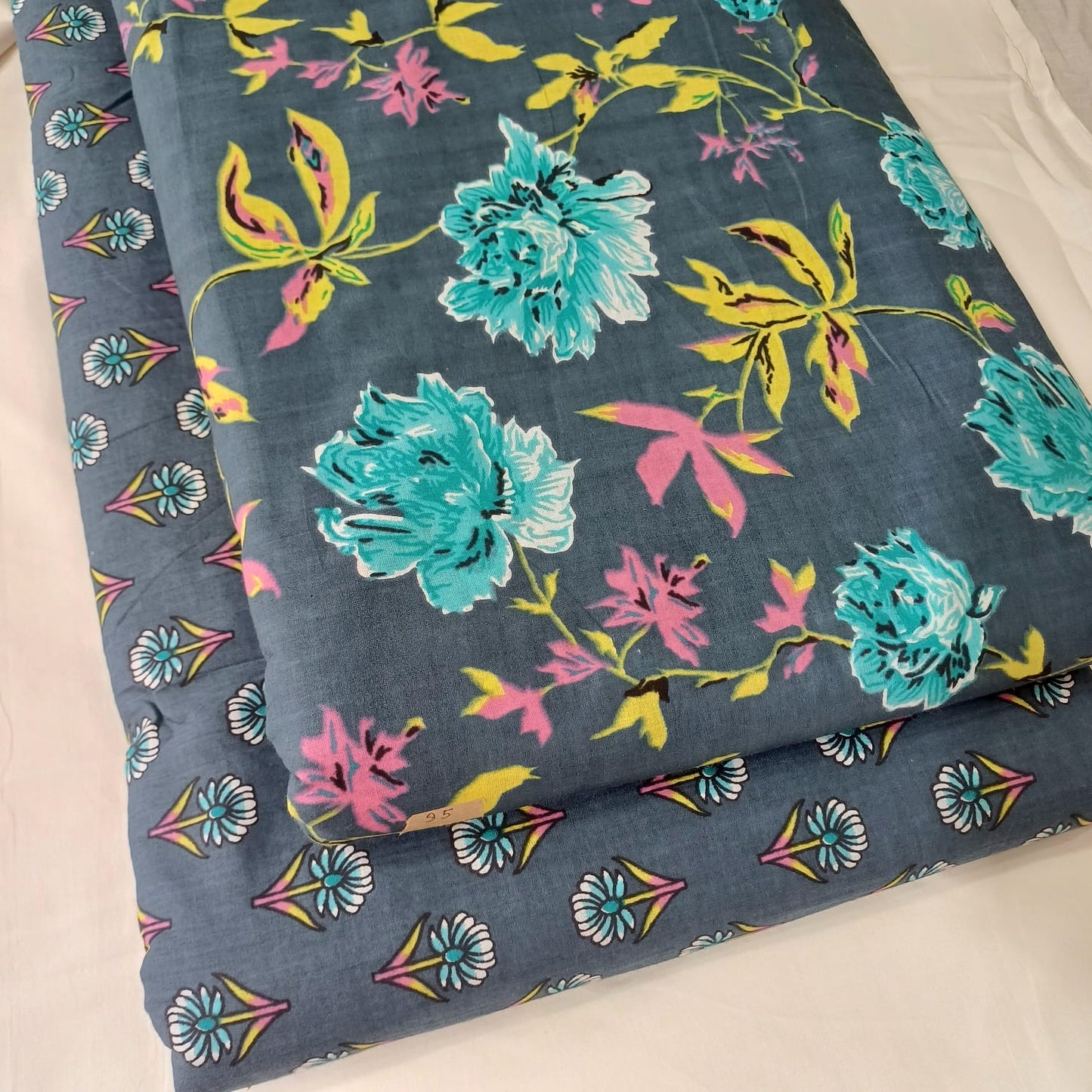 Floral Printed Pure Cotton Unstitched Top Bottom Combo Set 2.5 Mtr Top 2.5 Mtr Bottom