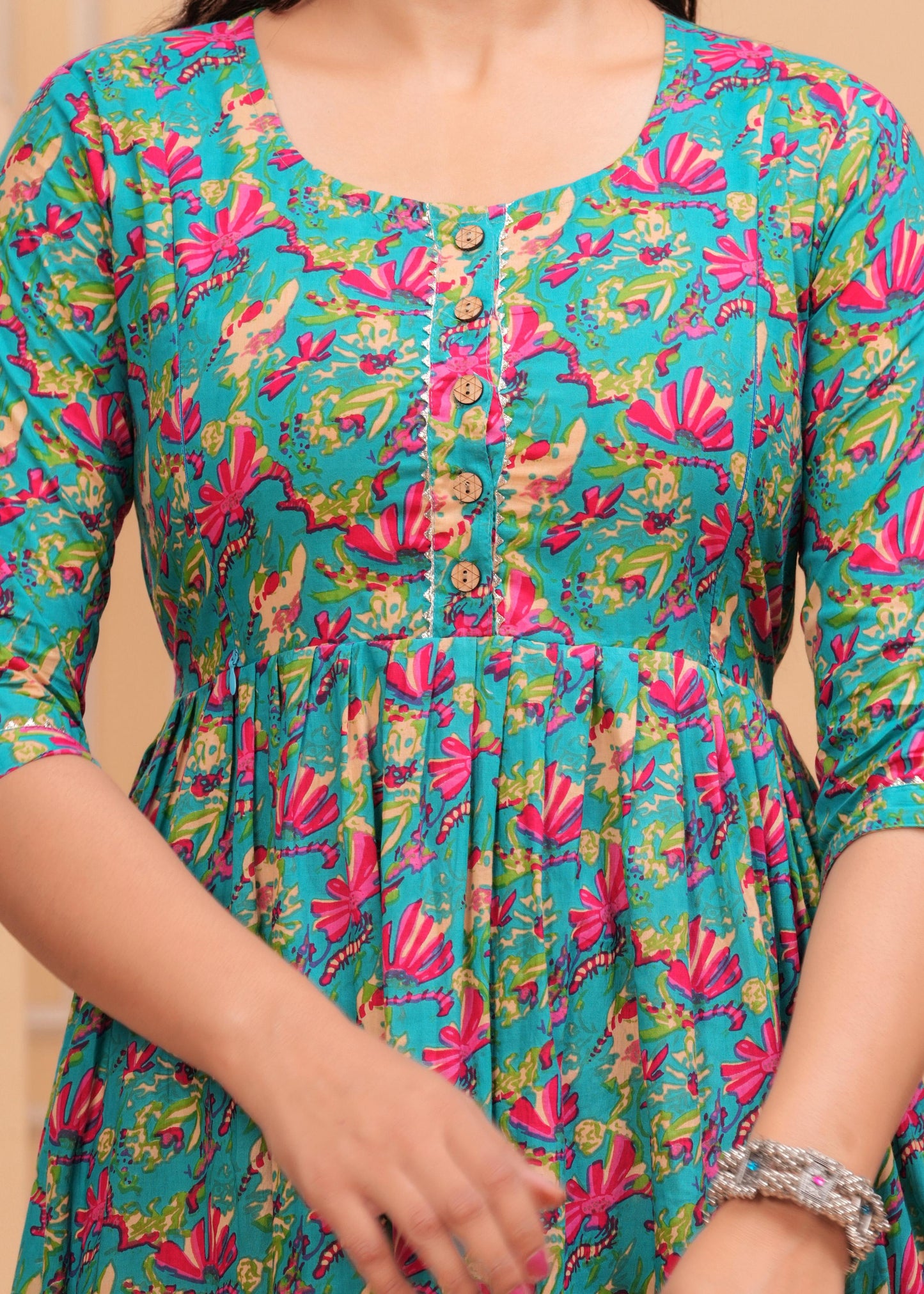 New Exclusive Cotton Cambric Floral Printed With Zip Design Maternity Gawn