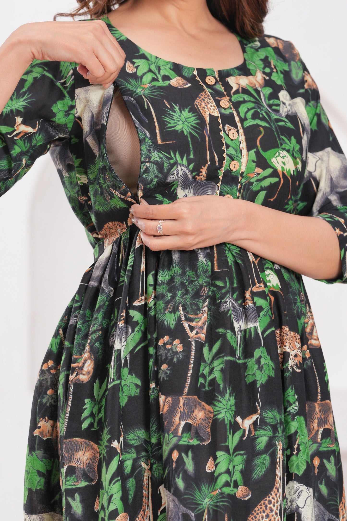 New Exclusive Cotton Cambric Floral Printed With Zip Design Maternity Gawn