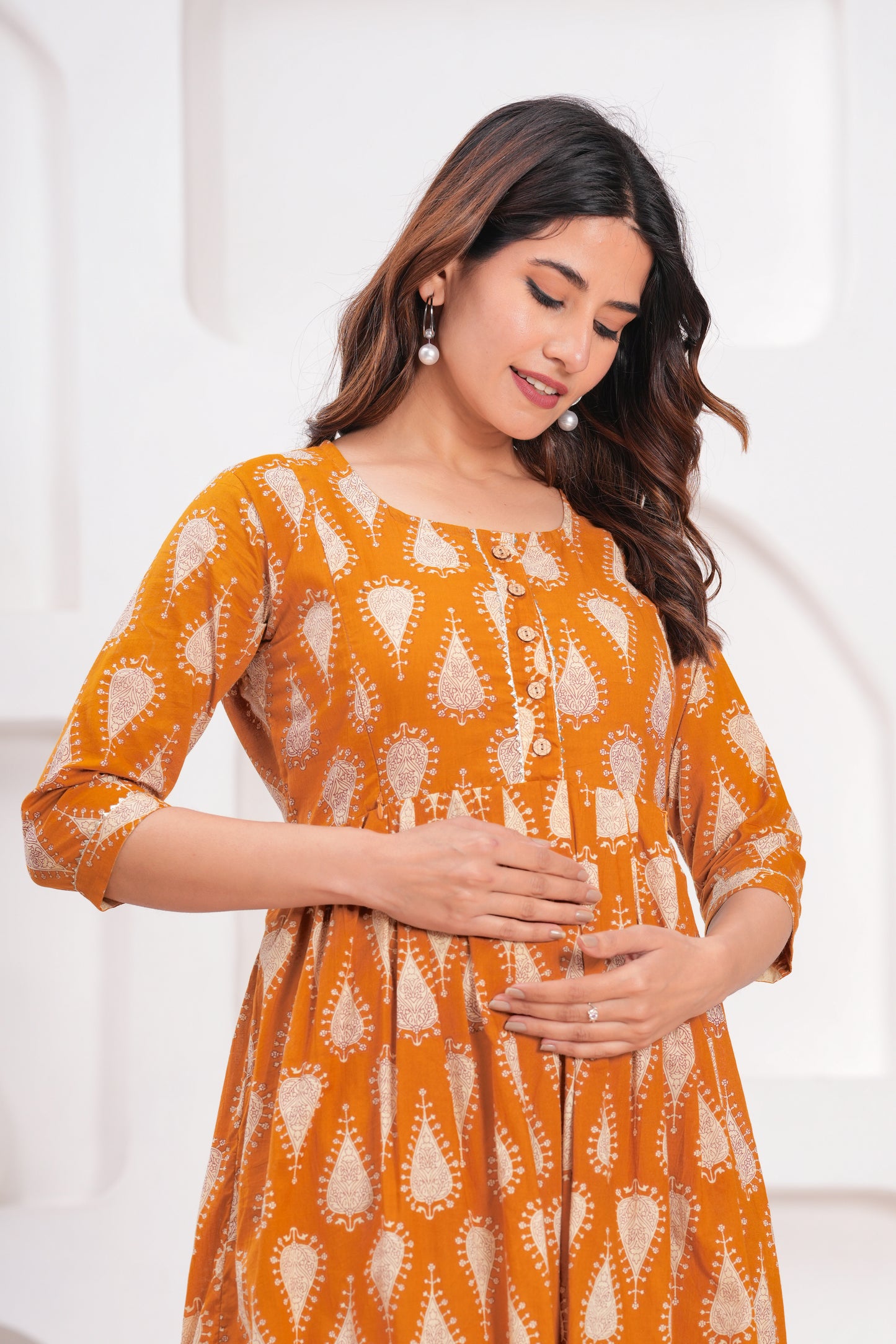 New Exclusive Cotton Cambric Floral Printed With Zip Design Maternity Gawn