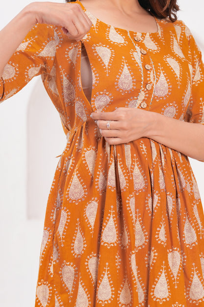 New Exclusive Cotton Cambric Floral Printed With Zip Design Maternity Gawn