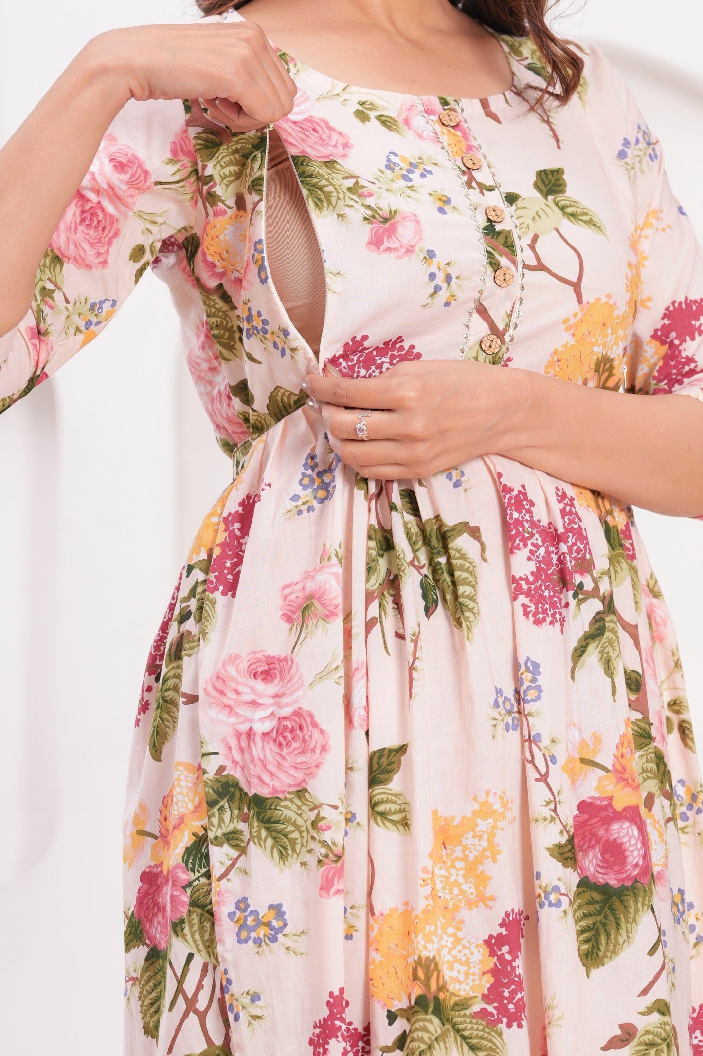New Exclusive Cotton Cambric Floral Printed With Zip Design Maternity Gawn