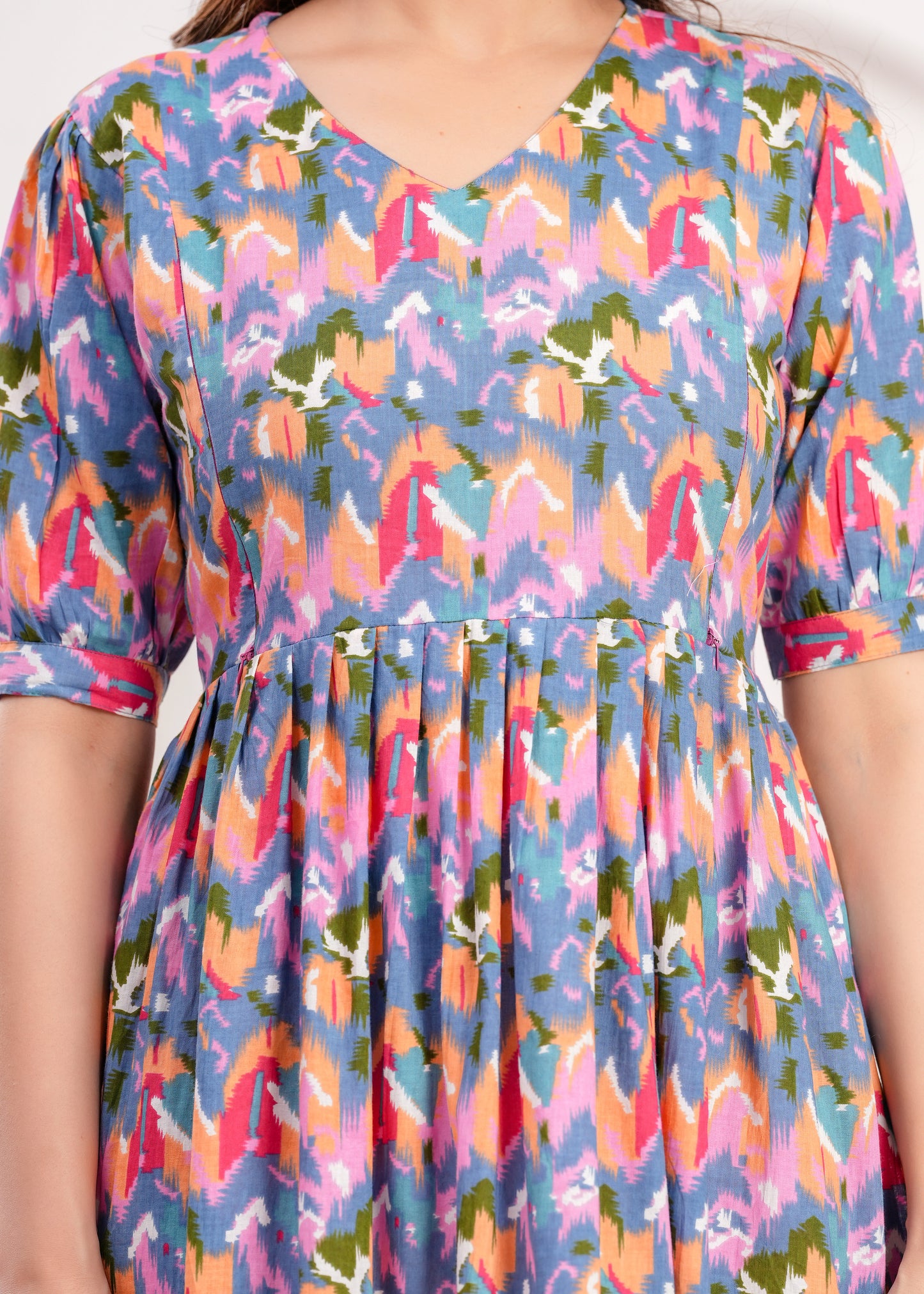 New Exclusive Cotton Cambric Floral Printed With Zip Design Maternity Gawn