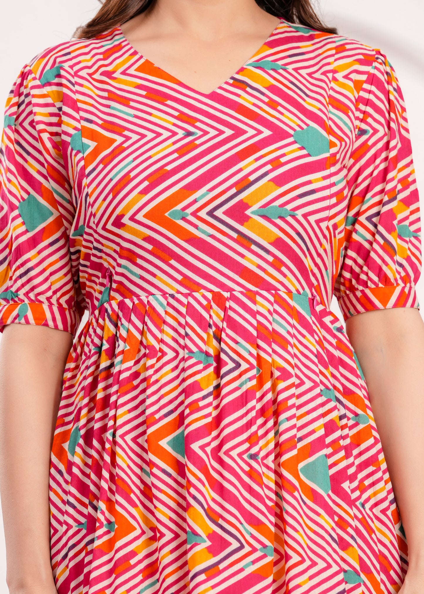 New Exclusive Cotton Cambric Floral Printed With Zip Design Maternity Gawn