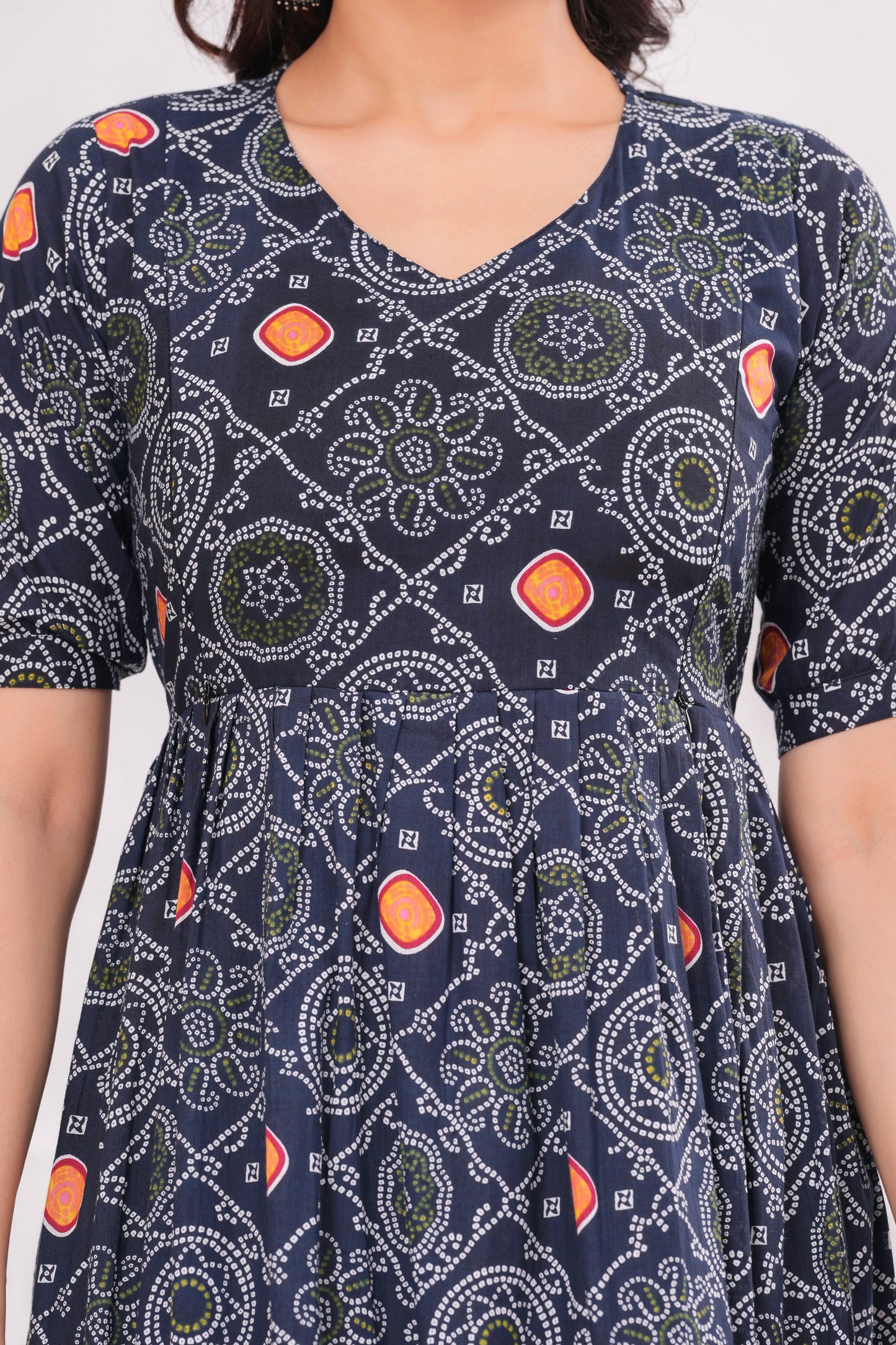 New Exclusive Cotton Cambric Floral Printed With Zip Design Maternity Gawn