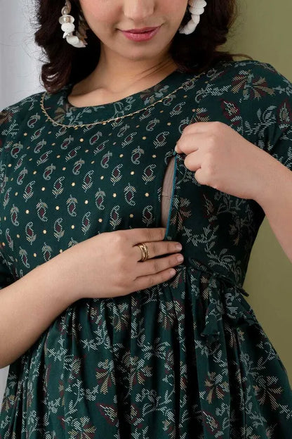 New Exclusive Cotton Cambric Floral Printed With Zip Design Maternity Gawn