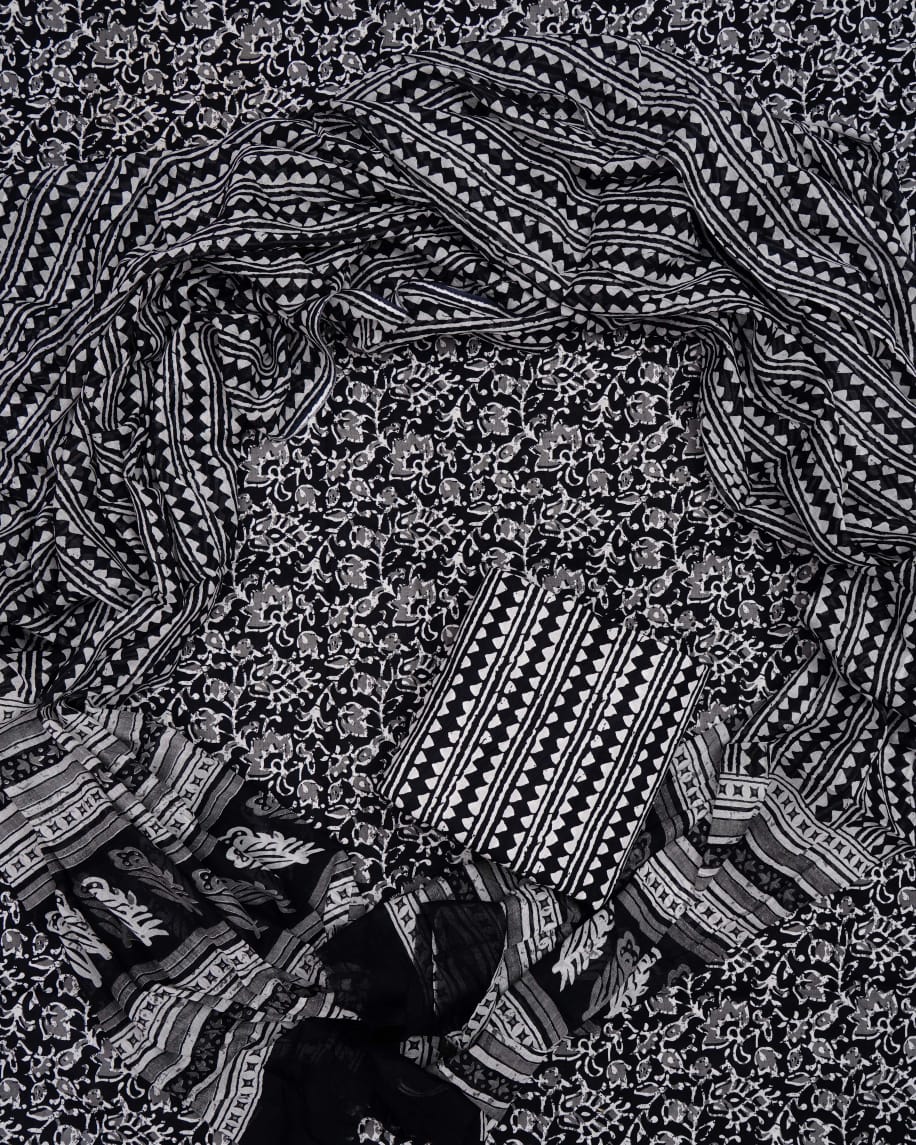 Hand Printed Unstiched Cotton Suit With Mulmul Dupatta