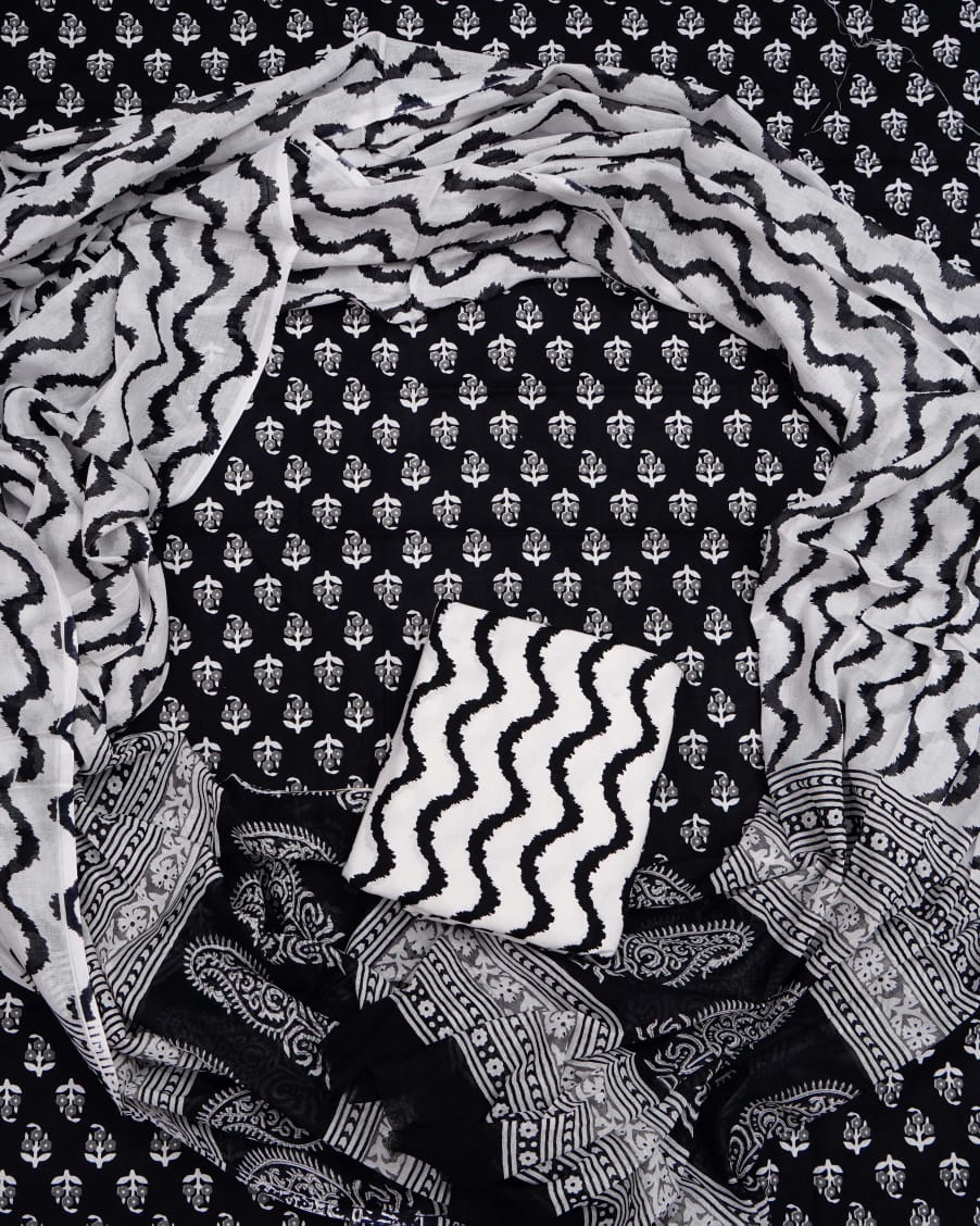 Hand Printed Unstiched Cotton Suit With Mulmul Dupatta