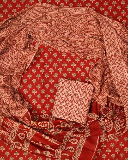 Hand Printed Unstiched Cotton Suit With Mulmul Dupatta