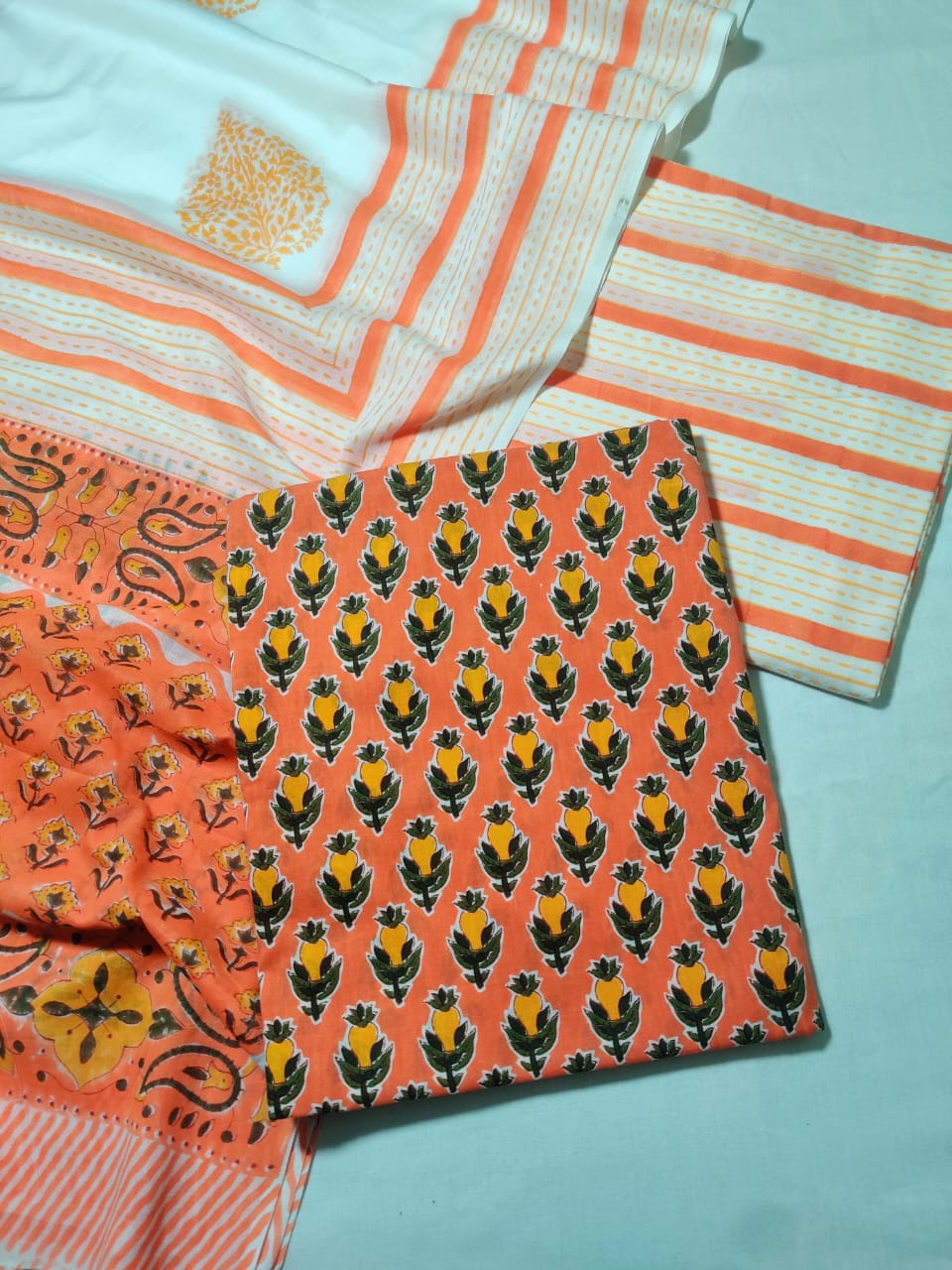 💫Hand Block Printed Cotton Suit With Cotton Dupatta