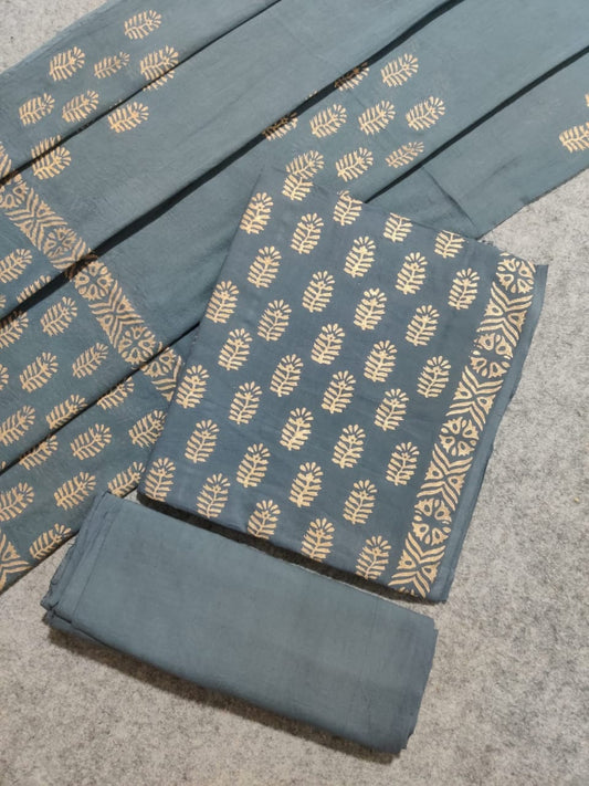 💫Hand Block Printed Cotton Suit With Cotton Dupatta
