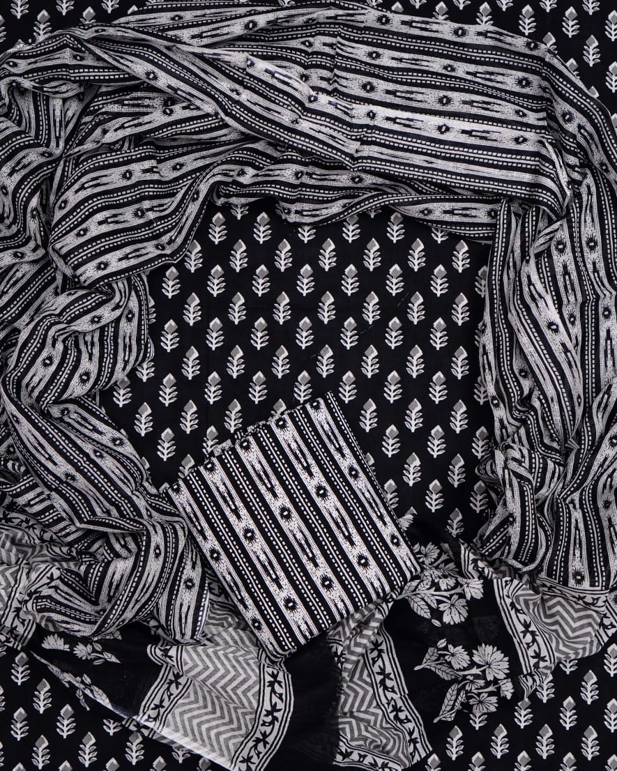 Hand Printed Unstiched Cotton Suit With Mulmul Dupatta