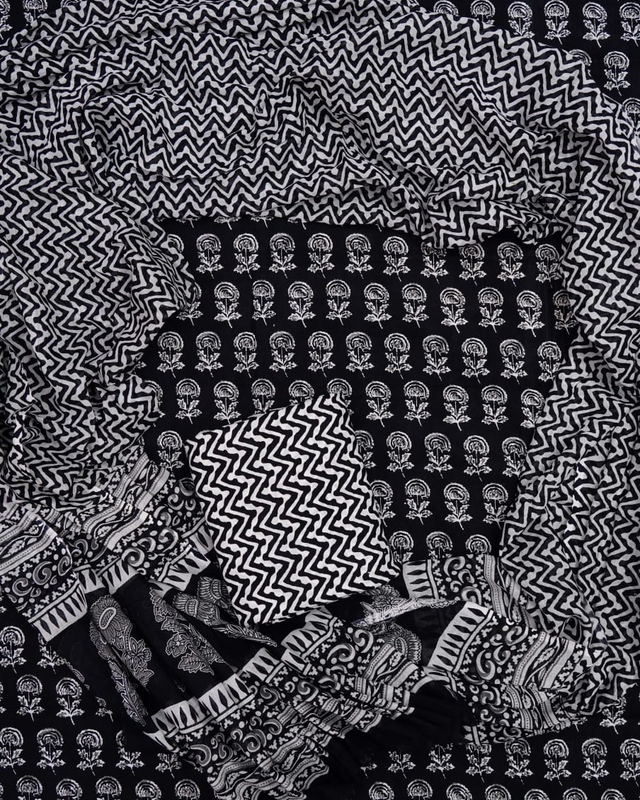 Hand Printed Unstiched Cotton Suit With Mulmul Dupatta