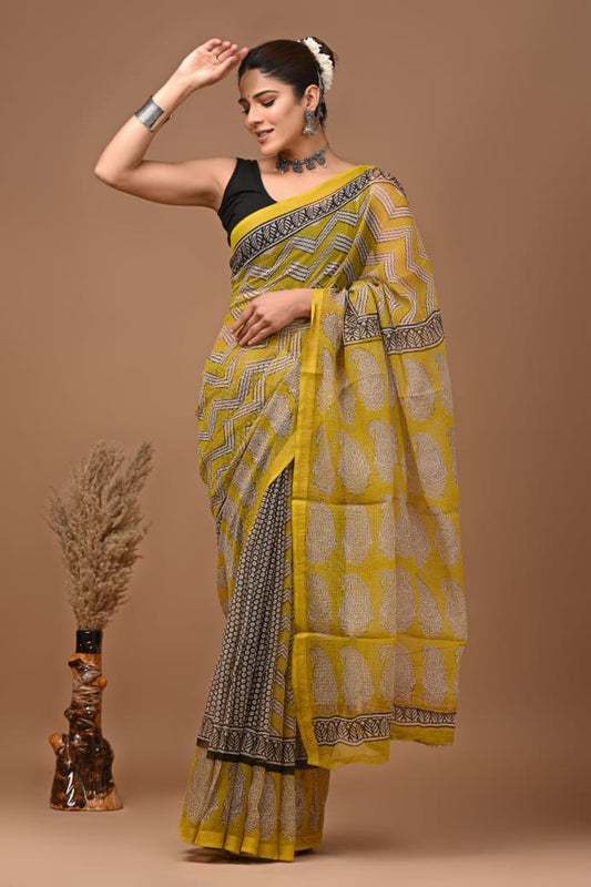 Pure Kota Doria Saree (5.5 Mtr) With Unstiched Blouse Piece (80 CM)