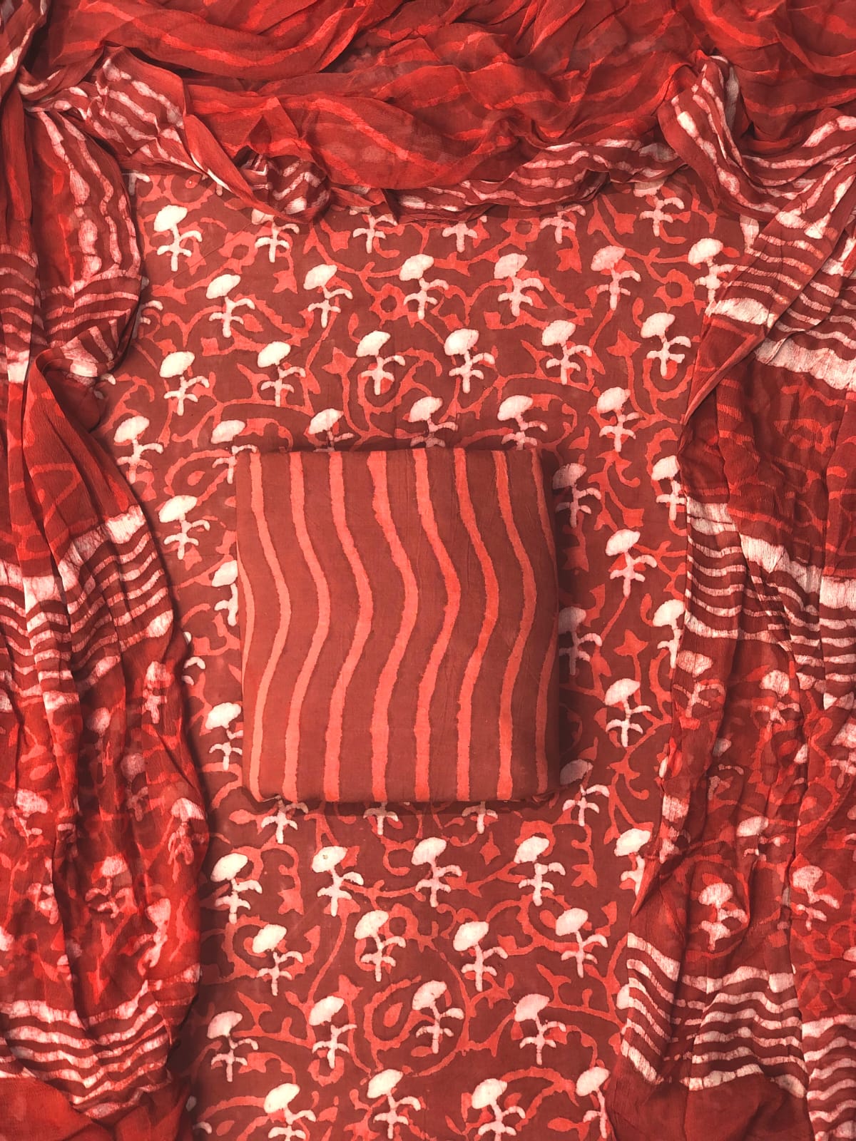 Hand Block Printed Pure Cotton Unstitched Suit With Chiffon Dupatta