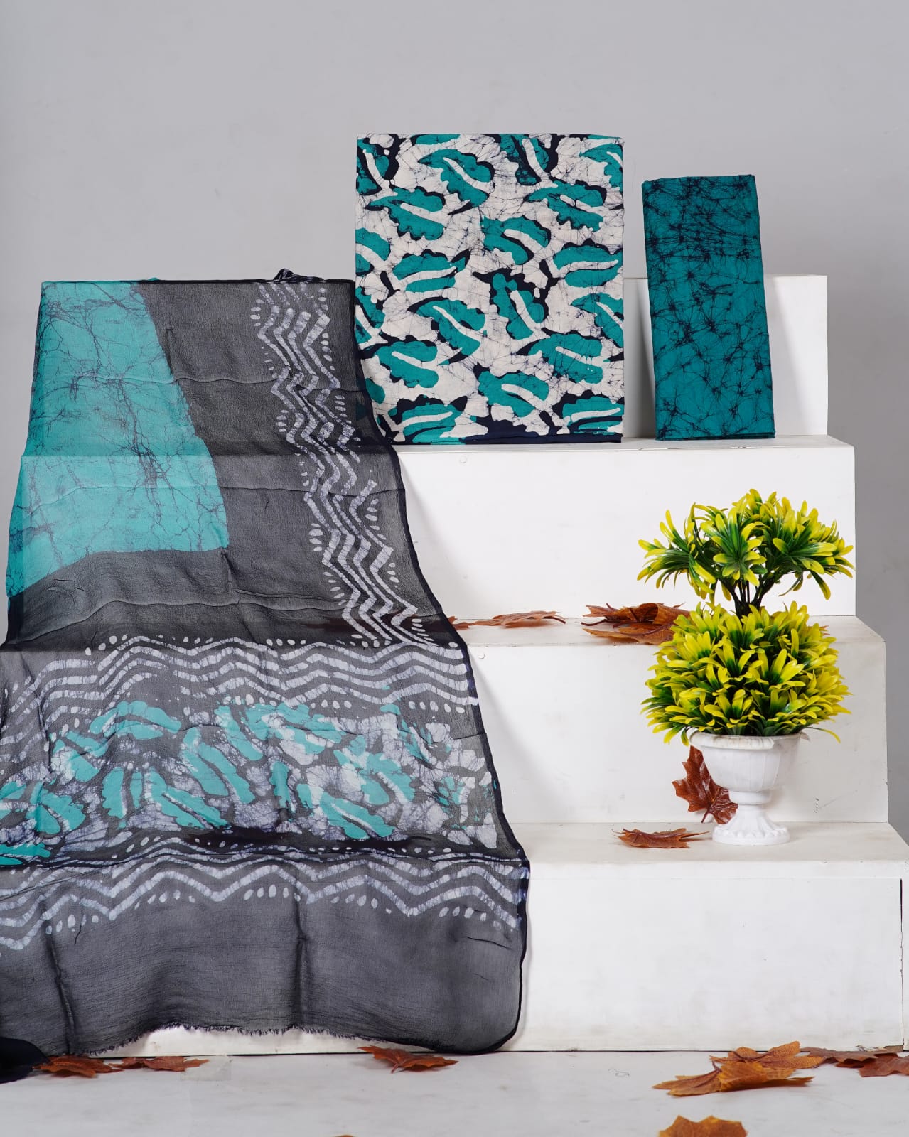 Hand Block Printed Pure Cotton Unstitched Suit With Chiffon Dupatta