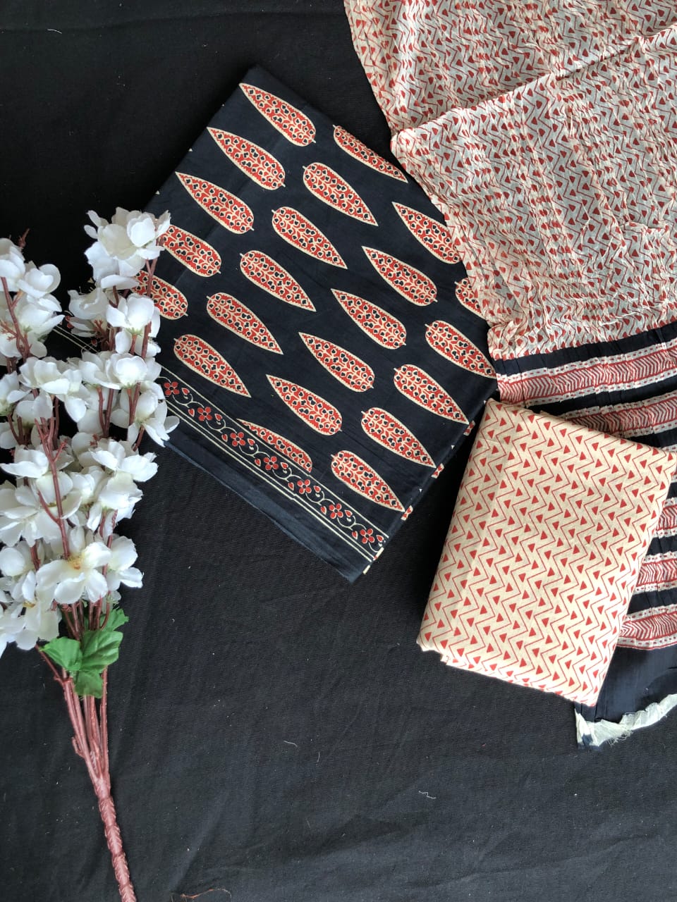 Hand Block Printed Pure Cotton Unstitched Suit With Chiffon Dupatta