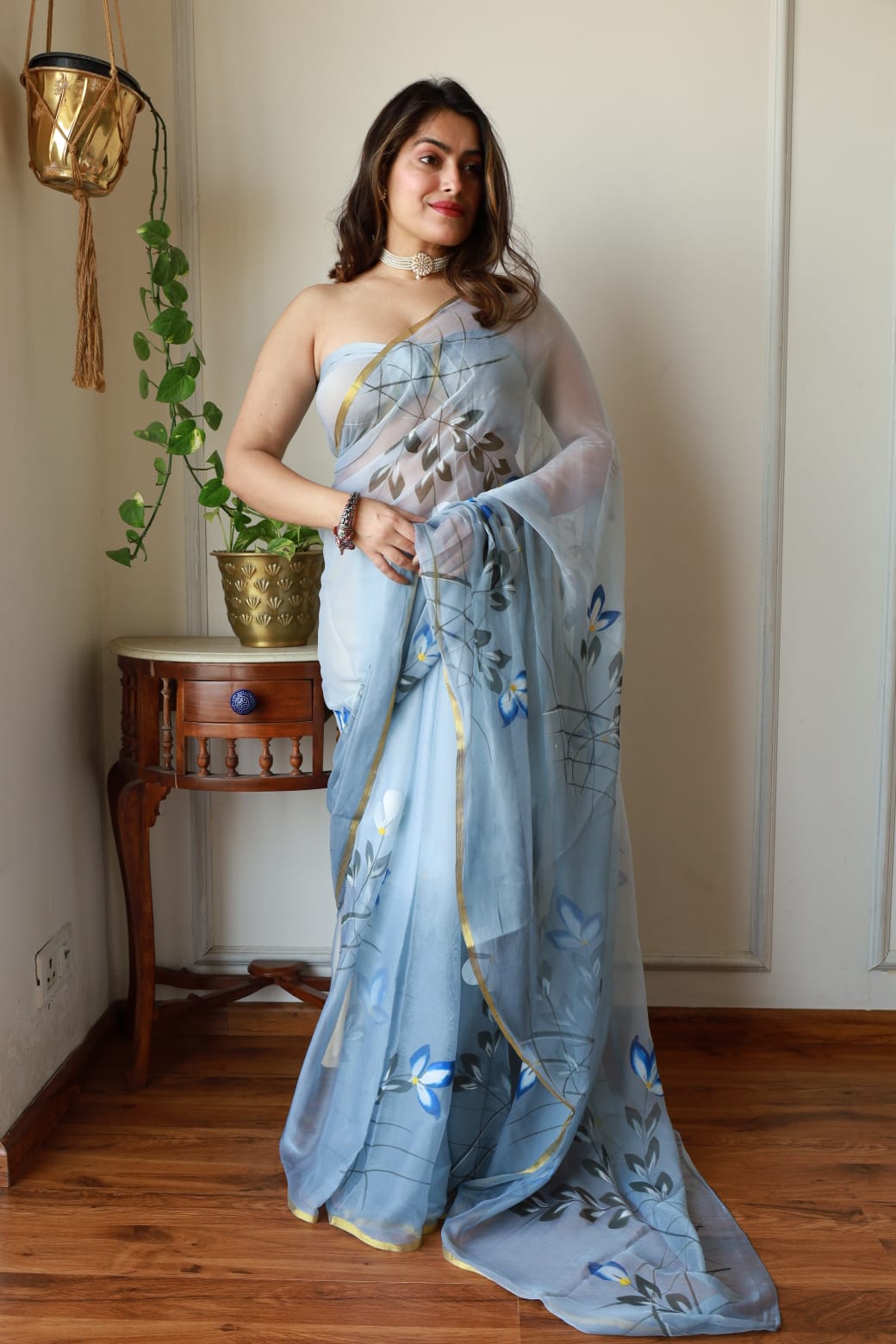 Hand Brush 🖌️ Painted Pure Chiffon Zari Border Saree (5.5 Mtr) With Unstitched Blouse Piece (80Cm)