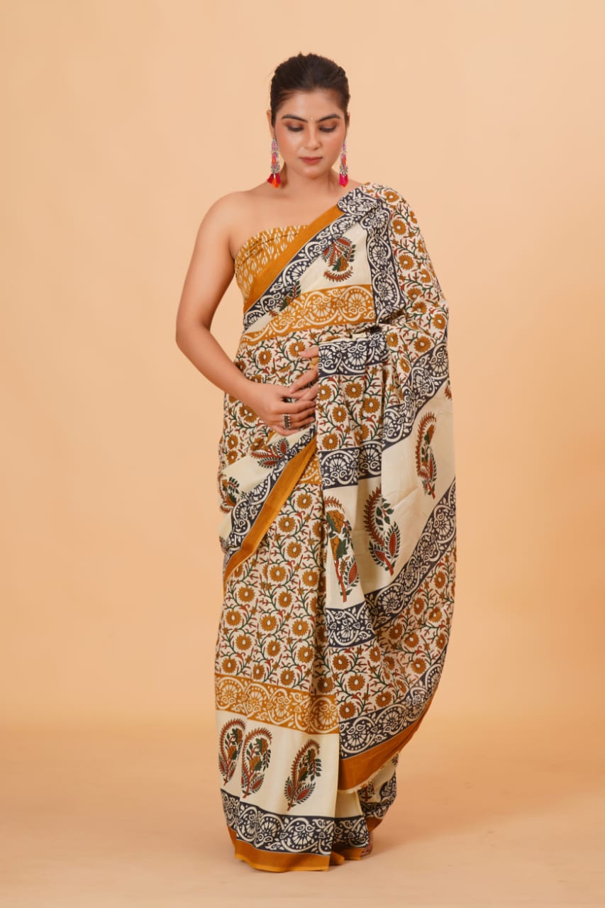 HAND PRINTED MULMUL COTTON SAREE (5.5 Mtr) WITH UNSTICHED BLOUSE PIECE (90Cm)