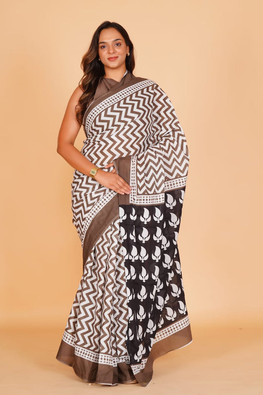 HAND PRINTED MULMUL COTTON SAREE (5.5 Mtr) WITH UNSTICHED BLOUSE PIECE (90Cm)
