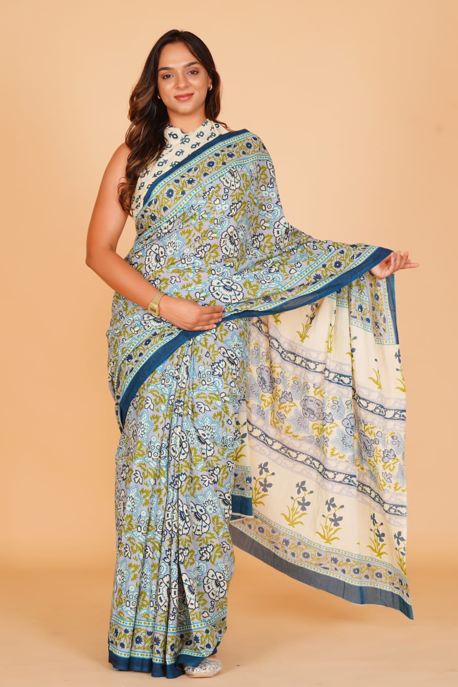 HAND PRINTED MULMUL COTTON SAREE (5.5 Mtr) WITH UNSTICHED BLOUSE PIECE (90Cm)