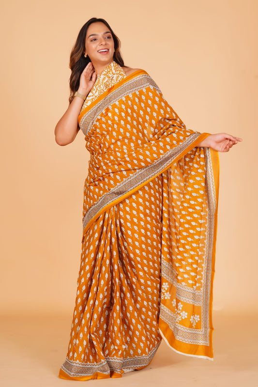 HAND PRINTED MULMUL COTTON SAREE (5.5 Mtr) WITH UNSTICHED BLOUSE PIECE (90Cm)