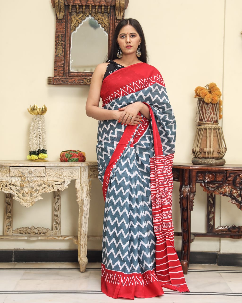HAND PRINTED MULMUL COTTON SAREE (5.5 Mtr) WITH UNSTICHED BLOUSE PIECE (90 Cm)