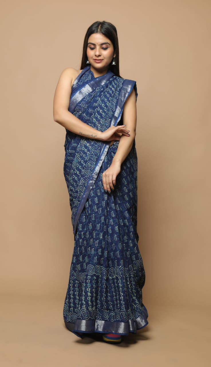 HAND BLOCK PRINTED LINEN SAREE (5.5Mtr) WITH LINEN UNSTICHED BLOUSE PIECE (90CM)